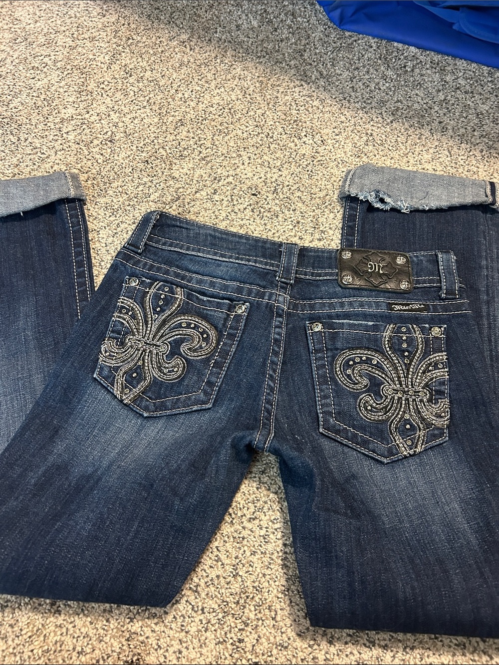 NWOT Miss Me Size 27 Dark Blue Boot Cut Cuffed Jeans
